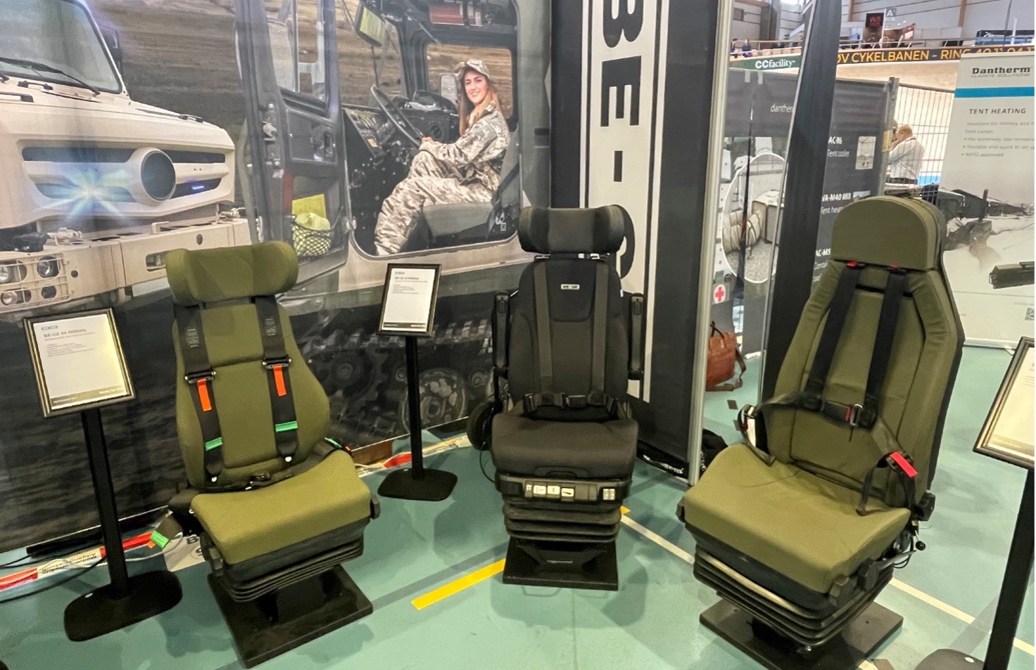 cpmDEFENCENTWRK's tweet card. Das Unternehmen BE-GE aus Dänemark baut Sitze für Fahrzeuge und andere Spezialanwendungen. Es ist auch in Koblenz auf der RÜ.NET.