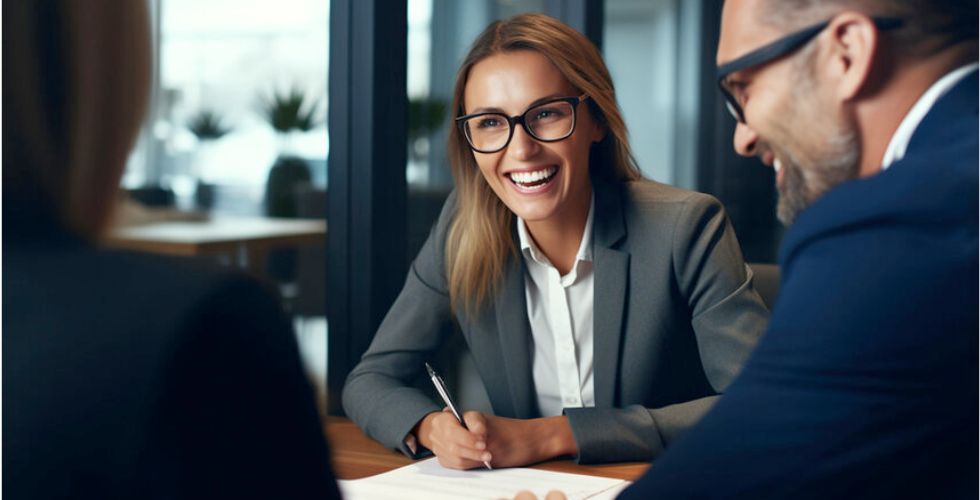 Introhive's tweet card. Turn Chambers submissions into business intelligence for your law firm. A former CMO explains how to leverage CRM data to find growth, client opportunities, and level up your BD talent.