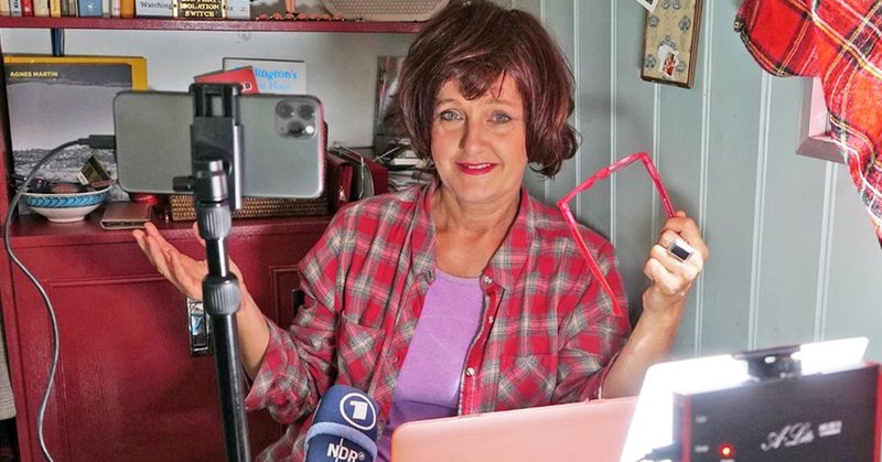 Tweet card summary image