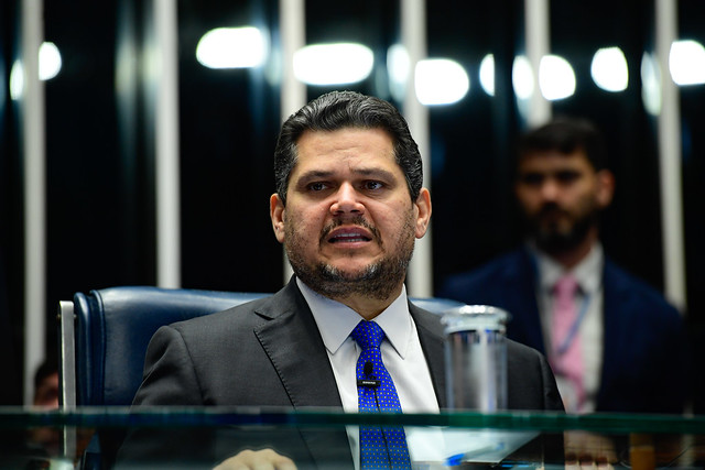 brasil247's tweet card. Entidades afirmam que a nova lei é inconstitucional e que irão recorrer ao Judiciário