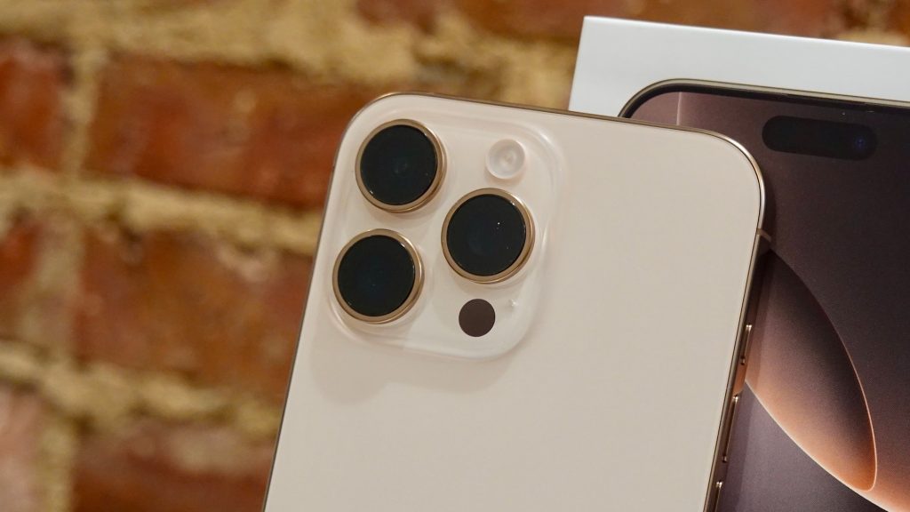 webdyn's tweet card. Introduced in 2007 by Steve Jobs, iPhone is Apple's flagship iOS device and easily its most popular product around the world.