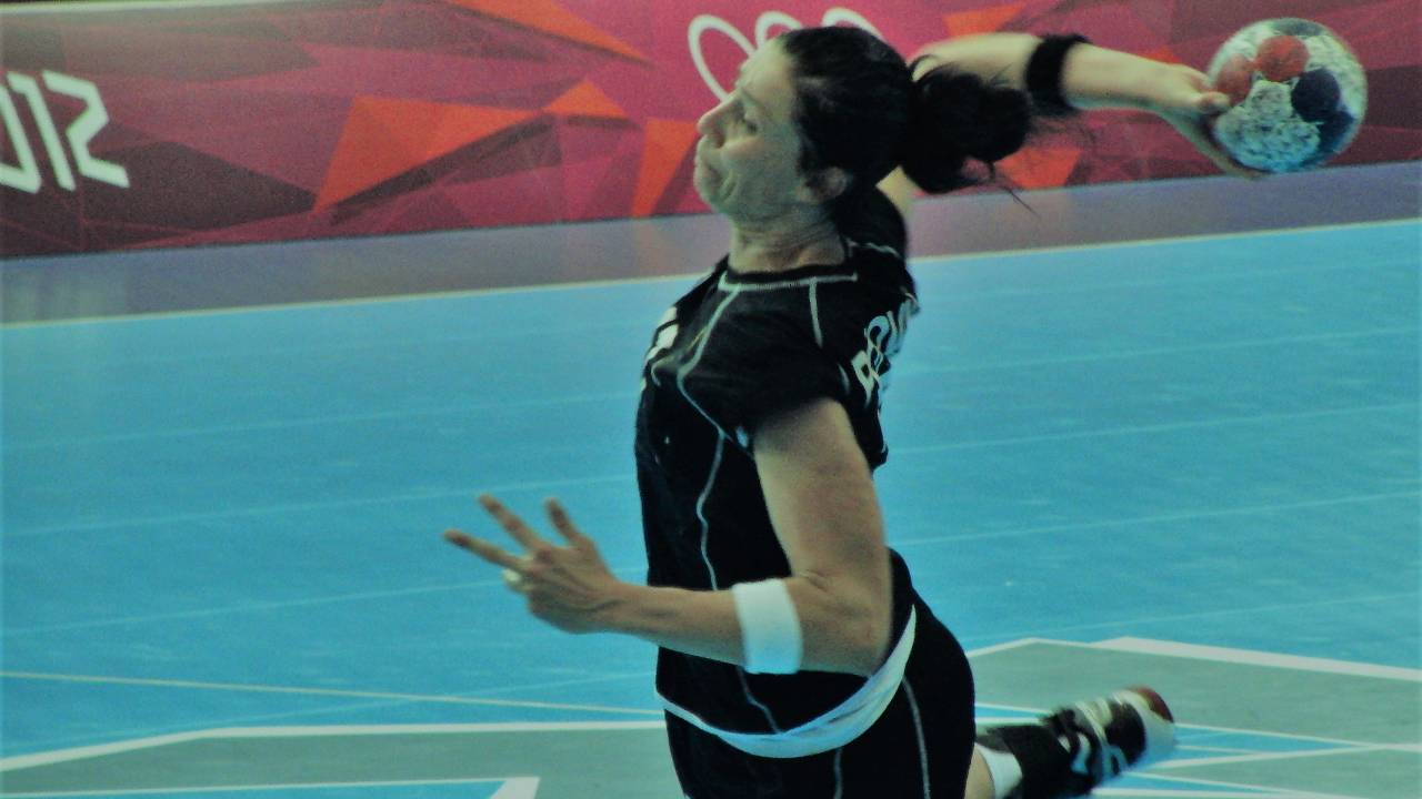 hdpnglobal's tweet card. Join us for a special 2 day 'attend' course with Industry leader Prof.Ian Horsley