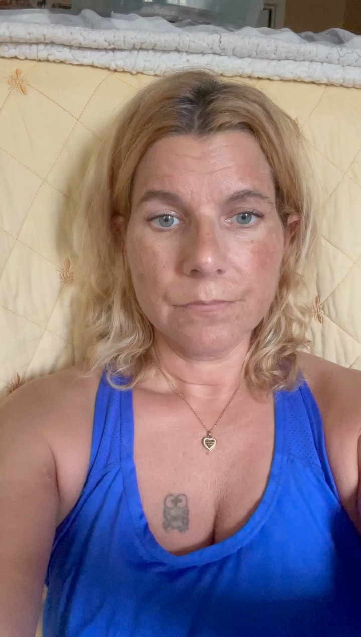 ShellRaeCaples's tweet card. Shell 🇺🇸 Rae @Shellrae has created a short video on Clapper | #clapbackchallenge what are YOU older than? #commentvideo ##over40