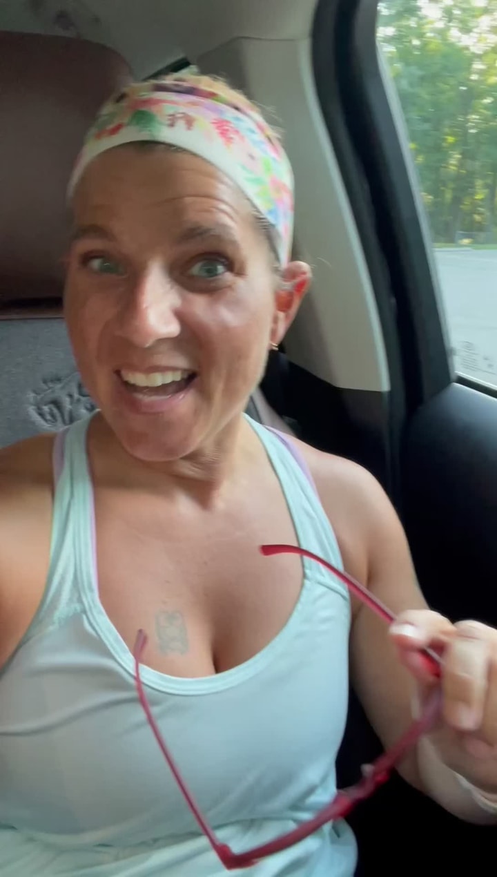 ShellRaeCaples's tweet card. Shell 🇺🇸 Rae @Shellrae has created a short video on Clapper | No excuses! Get out there! #sgbounce #clapperfitness #motivation #fitnesschallenge