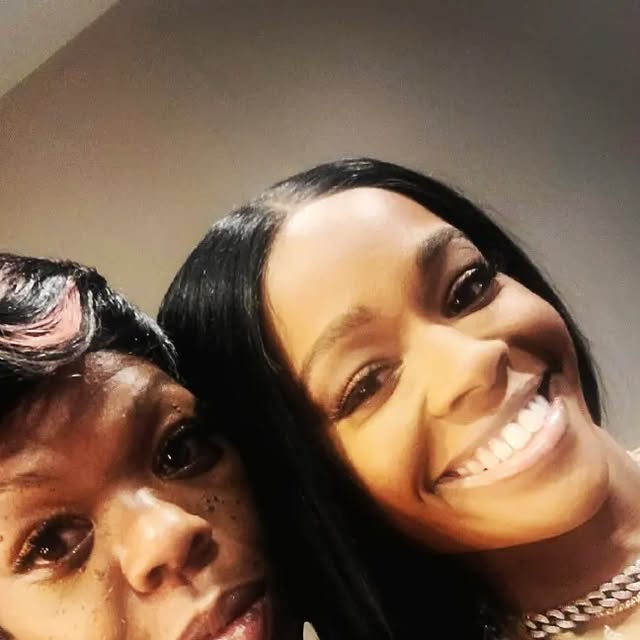 and_curlz's tweet card. Kim Berry (@kimberryonset) • Instagram photo