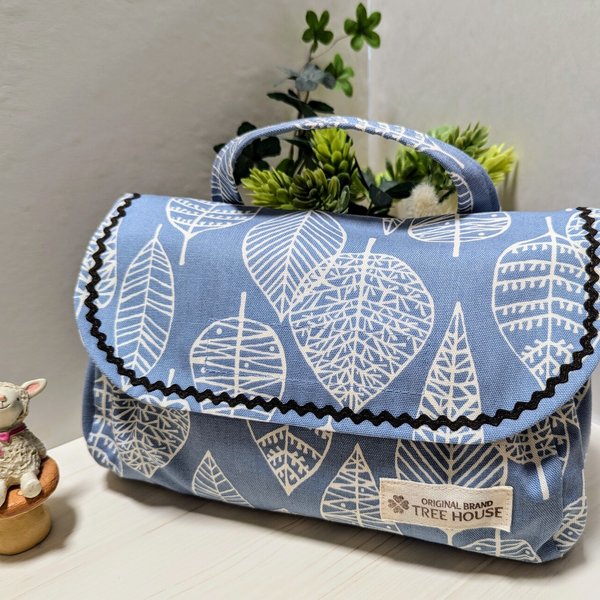 treehouse_2007's tweet card. 1,600円 | ご覧いただきありがとうございます。※注意※表地のプリント地にまれに綿カスなどの凹凸がみられることがありますが、素材上の特性ですのでご了承下さい。商品によって柄の出方が異なることがございますが、ご了承下さい。※お洗濯について※汚れた場合はネットにいれてお洗濯する...