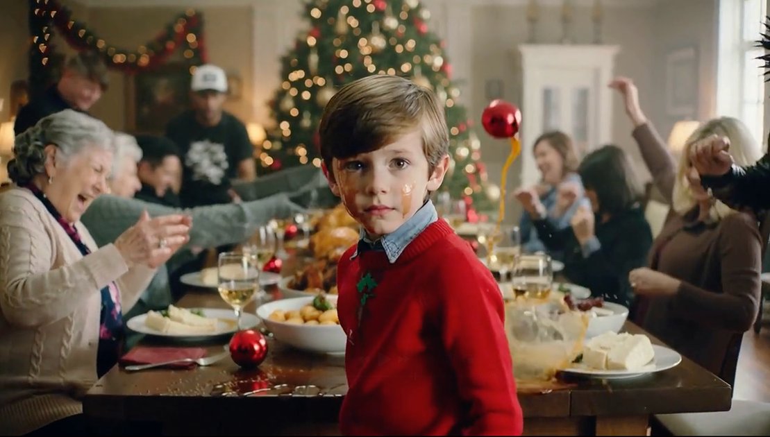 wondercraft_ai's tweet card. So… Christmas is in trouble. Think you can save it with a 30-second Wondercraft video? Applications now open.