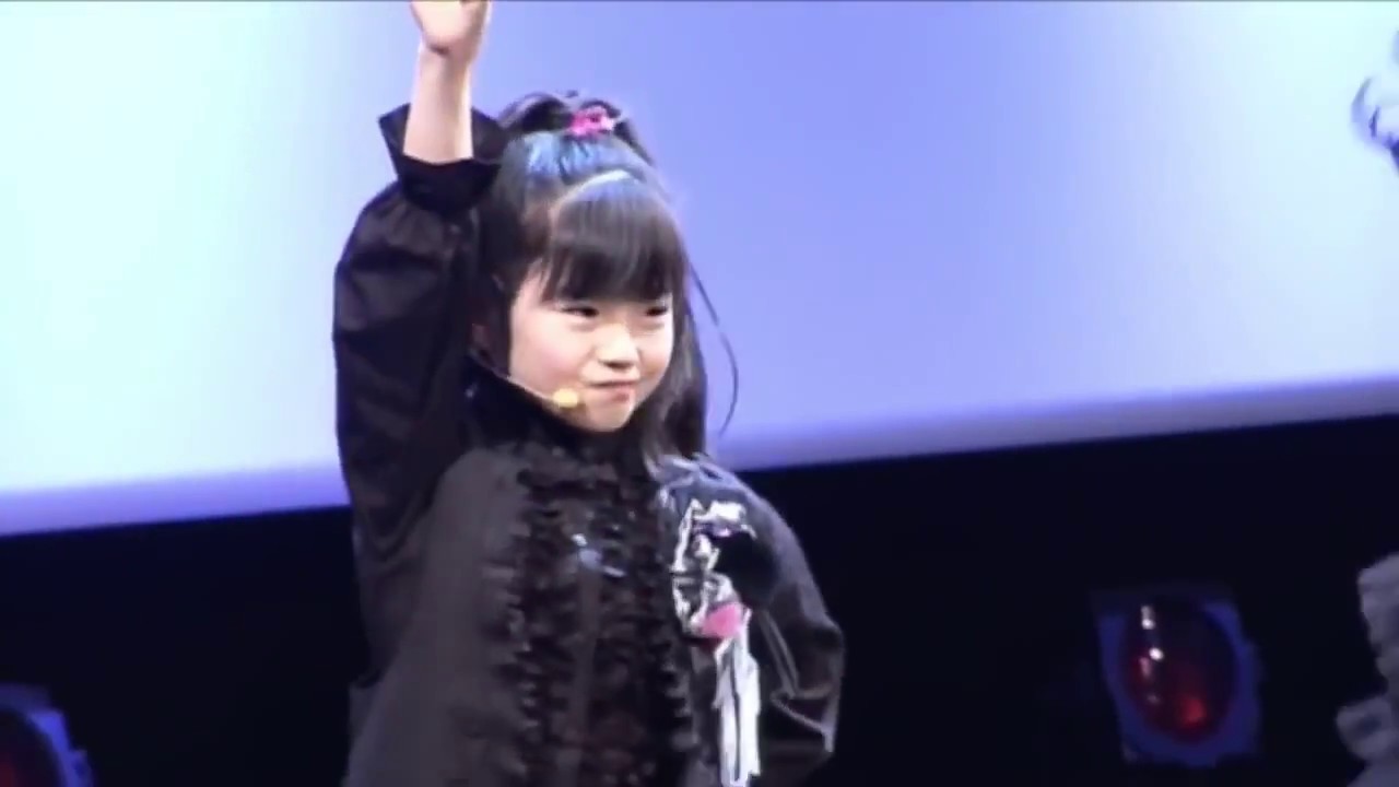 kdimmek's tweet card. 60fps conversion - BABYMETAL - DEBUT - Sakura Gakuin Festival 2010 -...