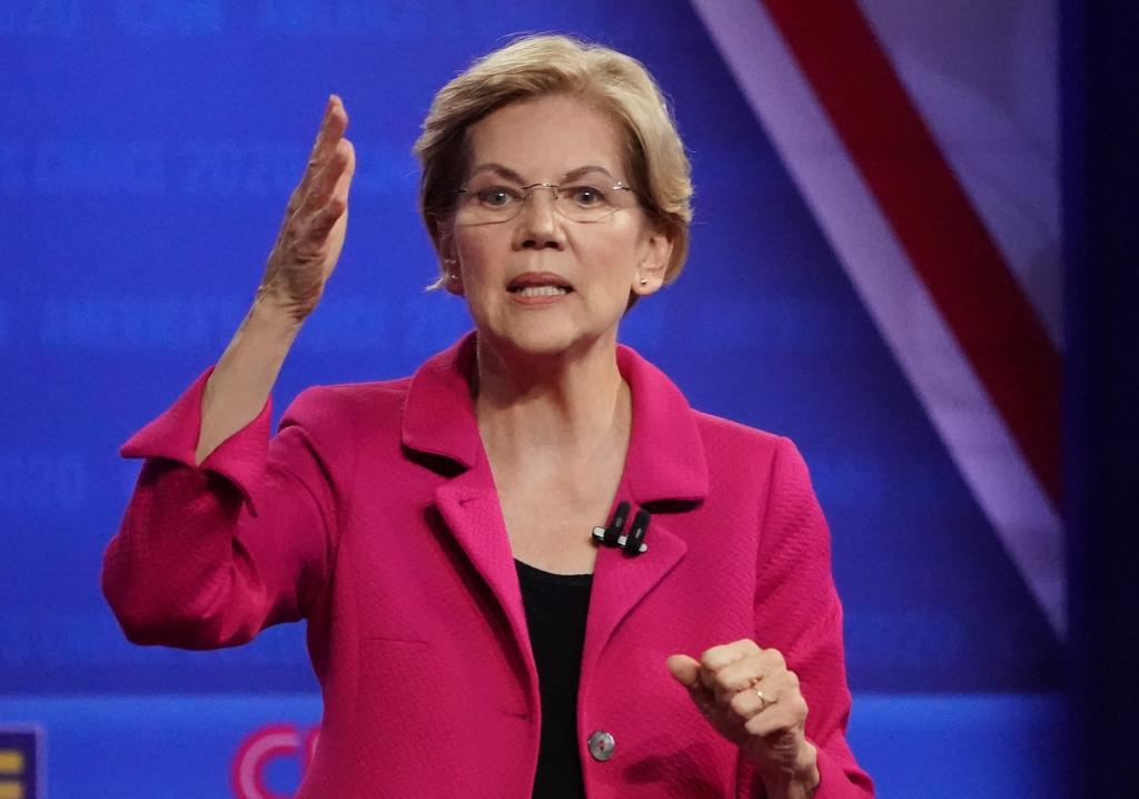 ALizardBotW's tweet card. WASHINGTON – Elizabeth Warren may have said “no” to billionaires, but many are saying yes to her. A review of Warren’s campaign donations to her presidential and Senate campaigns...