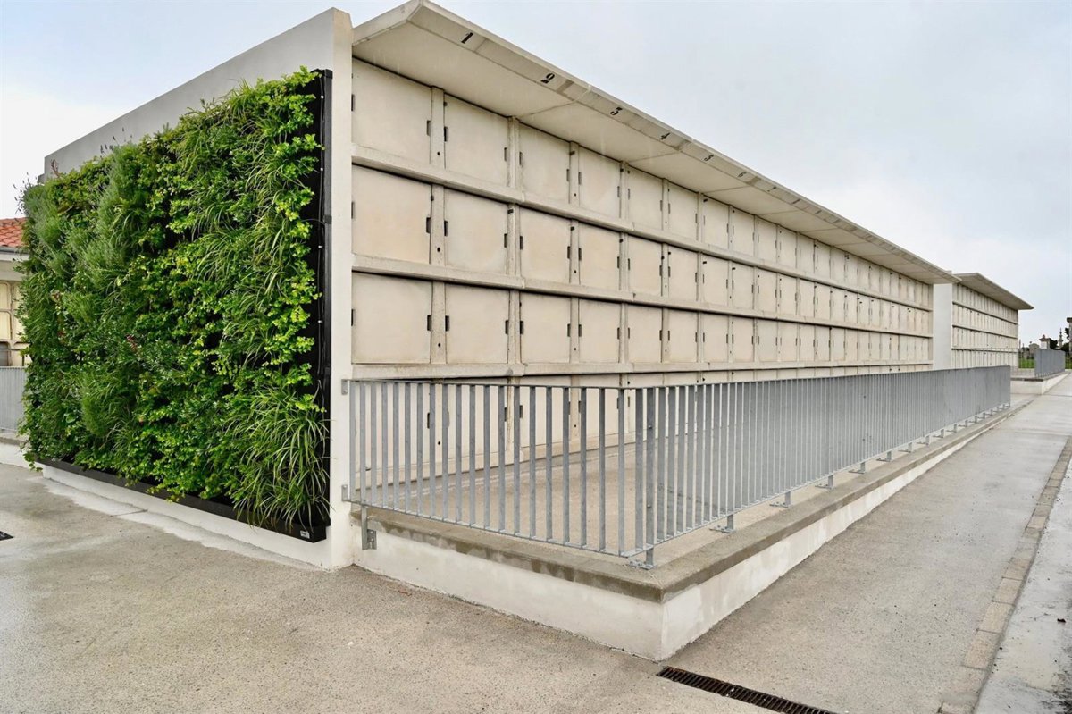 EPCantabria's tweet card. El cementerio de Ciriego subirá los precios públicos un 2,2% en 2026 y contará con un horno pirolítico....