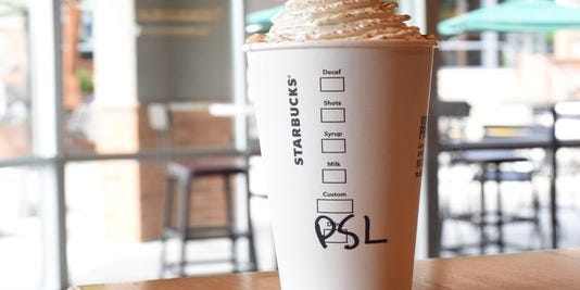 JavaPodz's tweet card. The chain is contributing $10 million to issue grants to inventors working on recyclable, compostable cups.