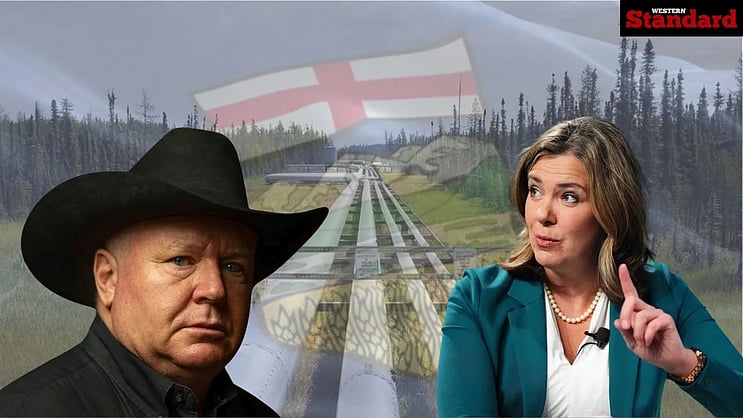 WSOnlineNews's tweet card. "The open mic session with Premier Danielle Smith and her cabinet on Friday night at the UCP AGM was initially standard stuff."