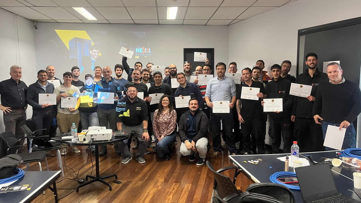 G_PrensaDigital's tweet card. Nexxt Solutions Infraestructura presentó los beneficios del programa de certificación técnica que está desarrollando en Chile y otros territorios de Latinoamérica, destacando la importancia de la...