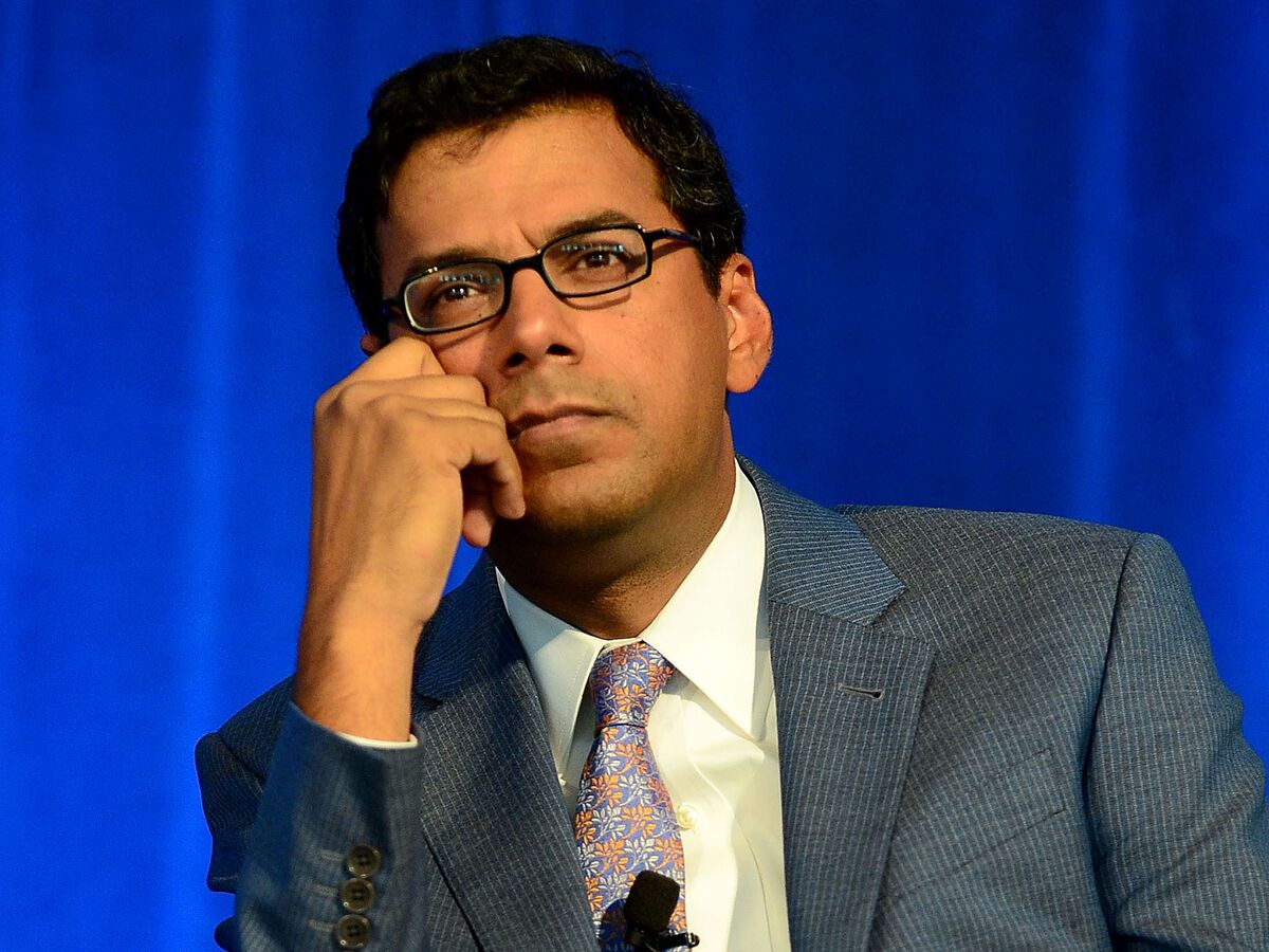 hprabhala's tweet card. Atul Gawande, a surgeon and journalist who has written extensively about the U.S. failure to grapple with rising health-care spending, has been named to head a new health venture for Amazon.com Inc.,...