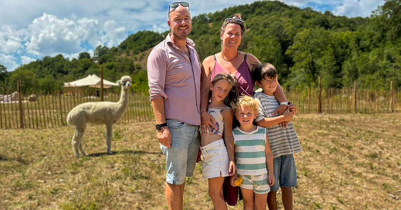 Tweet card summary image