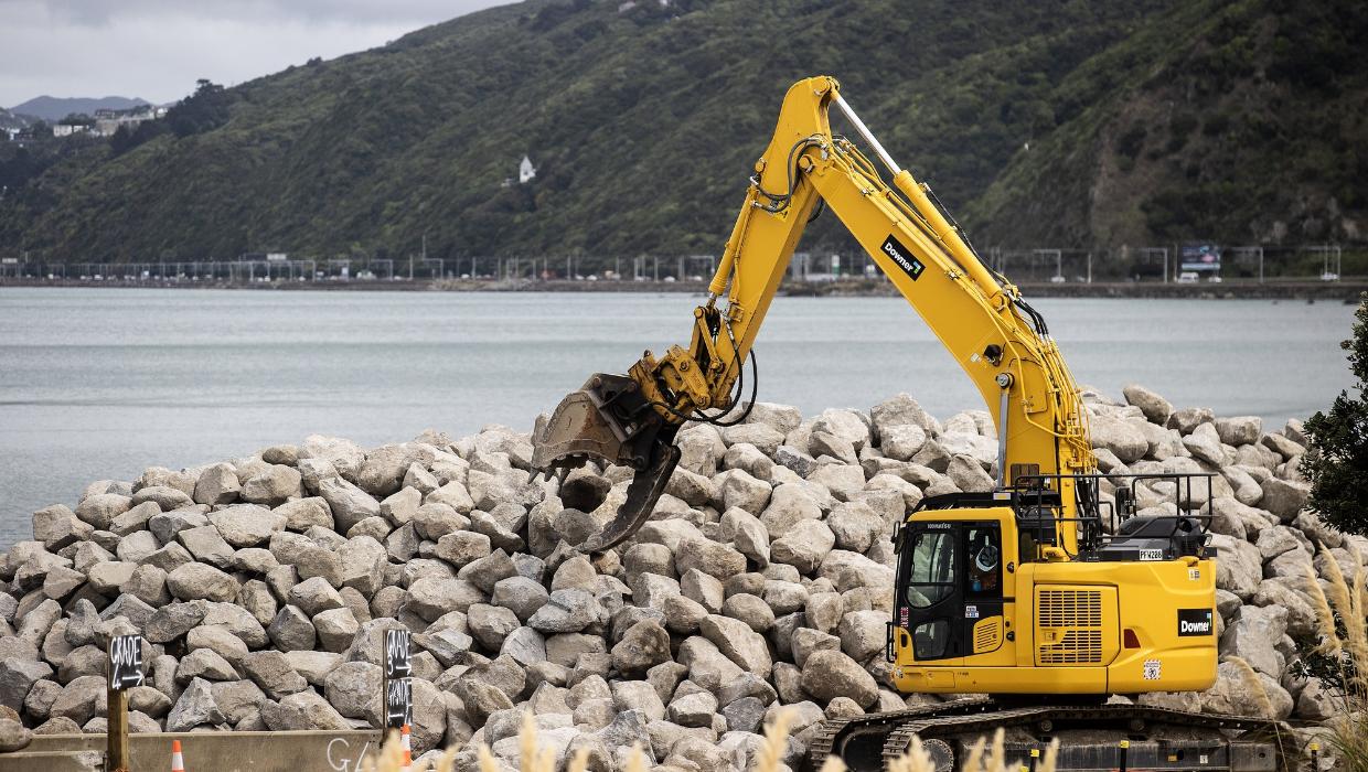 sambennet's tweet card. A 4.5km section between Petone and Ngauranga will benefit cyclists, train commuters, local Māori, tourism and even little blue penguins.