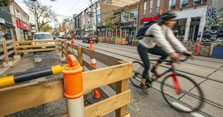 GraphicMatt's tweet card. Recent surveys show that the vast majority of businesses want to keep curbside dining permanently.