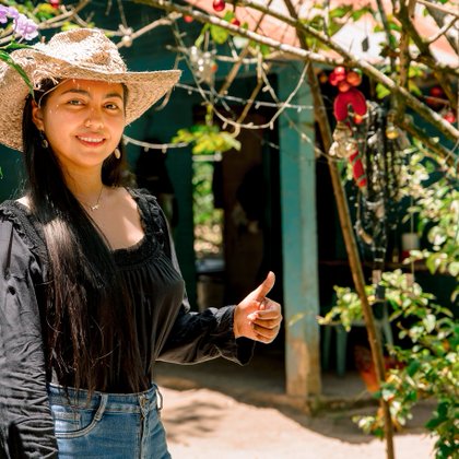 Tweet card summary image