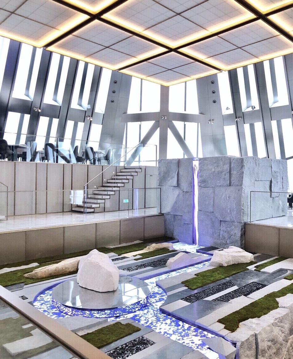 CreateLEDLucy's tweet card. A waterfall in the skyscraper “Pingan Tower”. Fine pixel pitch 1.6mm creative project by Zhuo Cheng-CreateLED