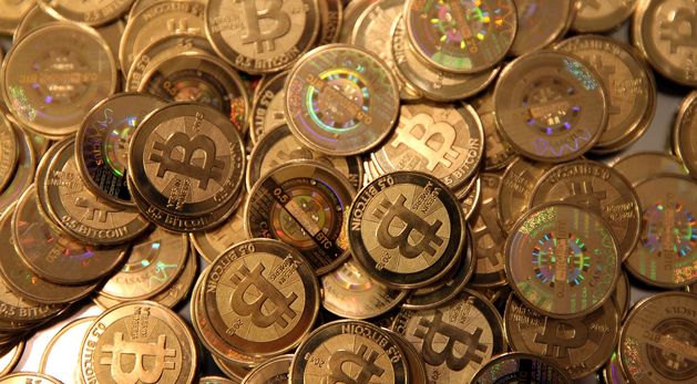 BitcoinIRL's tweet card. Are 'virtual' currencies like Bitcoin just a fad for geeks? If so, somebody forgot to tell Dublin city trader Alan Donohoe, below, who runs a mobile phone ...