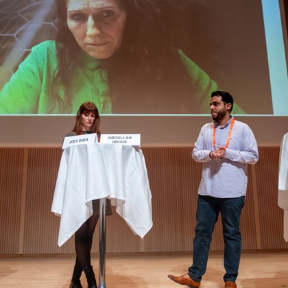 Tweet card summary image