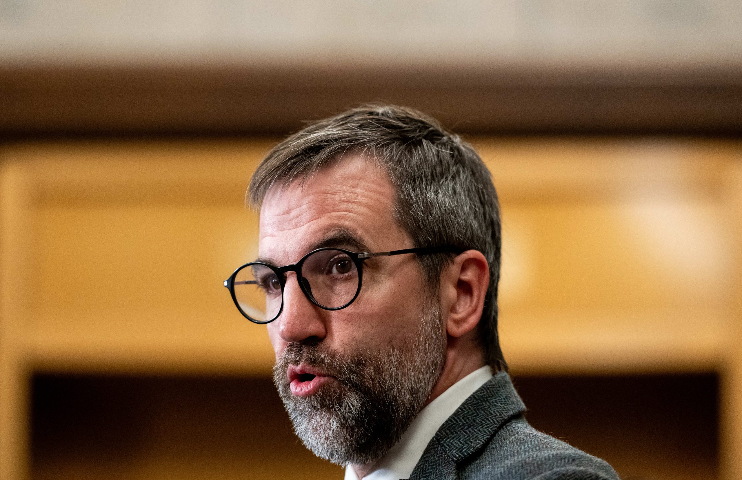 iPoliticsCA's tweet card. A Liberal source said Carney is running the Prime Minister's Office like the "CEO of a Fortune 100 company"  that doesn't "operate on consensus, or a great deal of deliberation and consultation."