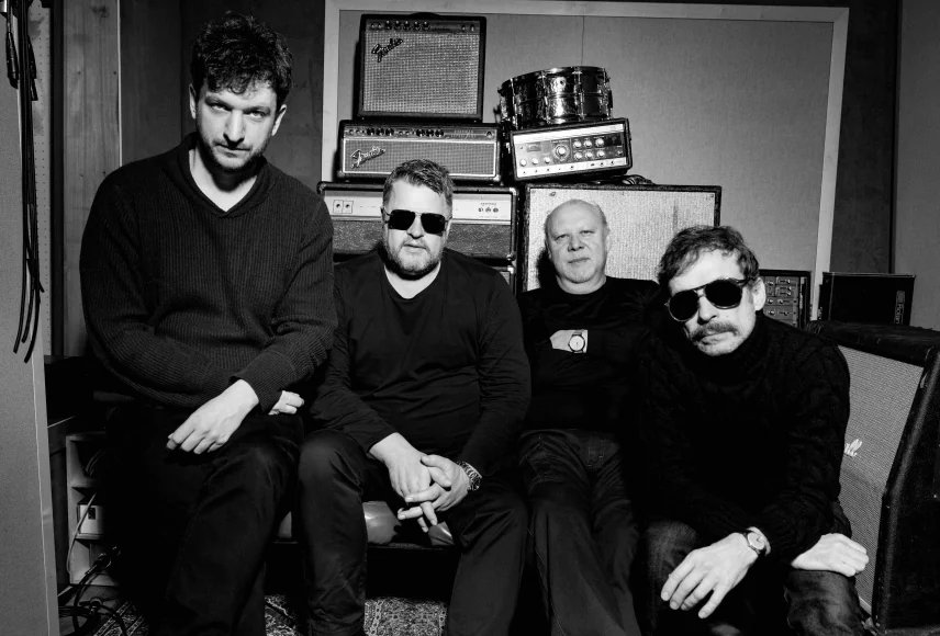 evlear's tweet card. Web Web presents Apotheosis as a teaser of things to come from the artist on the forthcoming album.