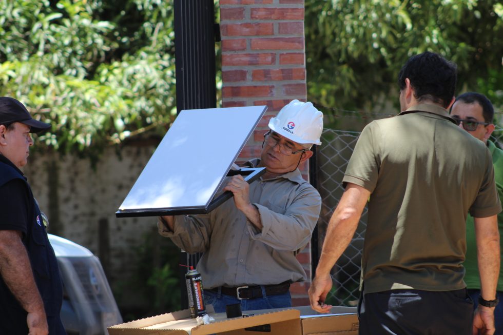 dpl_news's tweet card. Copaco inició la implementación de Starlink en Paraguay. En su primera etapa, el proyecto dotará de Internet satelital a 500 escuelas rurales del país.