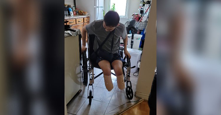 Tweet card summary image