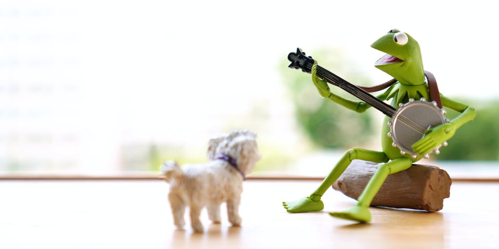 joangarry's tweet card. Transform your nonprofit's internal communications from chaos to clarity with these internal communications tips + a handy template to help your team create its own internal comms best practices!