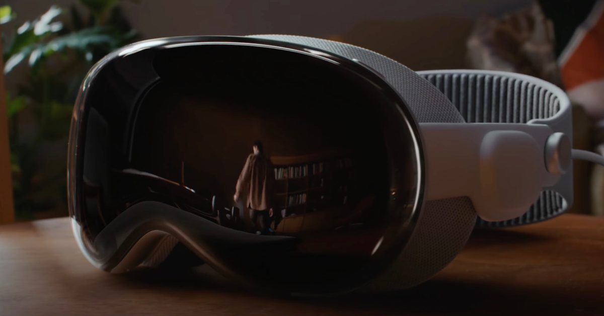 funandlearning's tweet card. At WWDC 2023, Apple officially unveiled its new Vision Pro headset, which it describes as a “revolutionary spatial computer.” I...