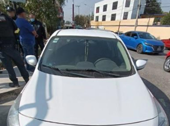 ReporteMexiquen's tweet card. Policía