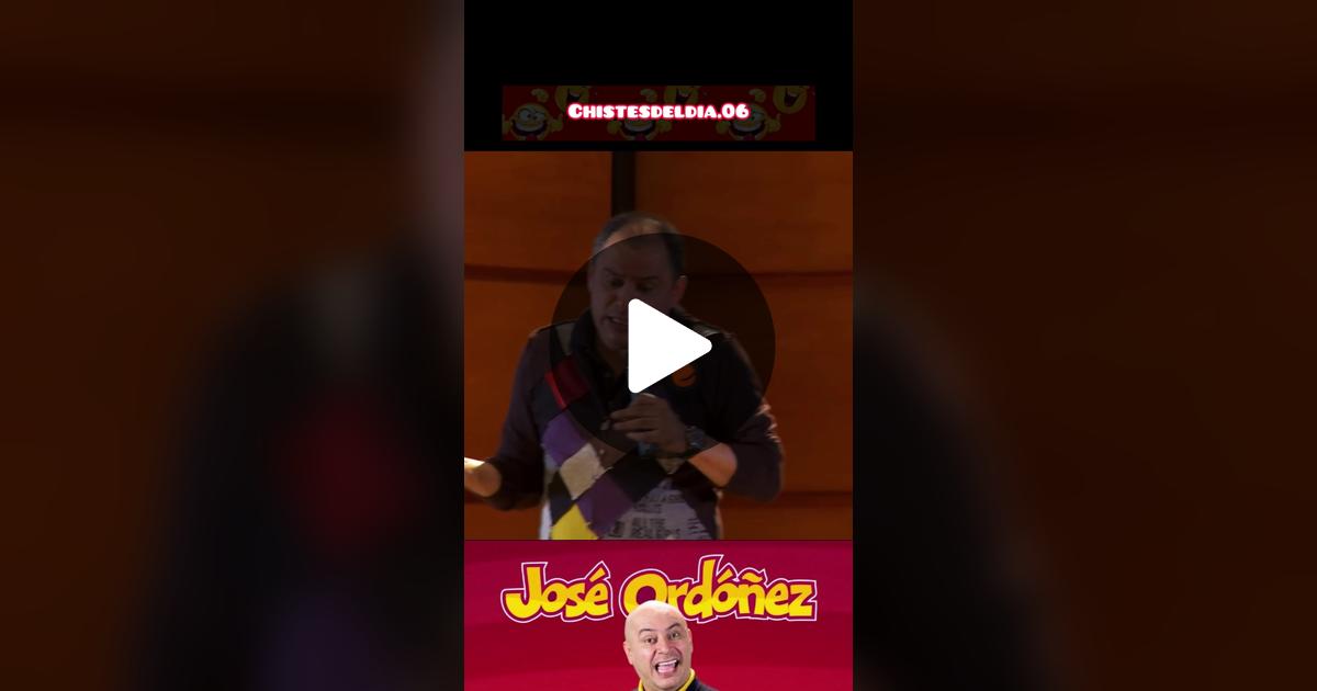 Dimirogo's tweet card. 7047 me gusta, 152 comentarios. "Chistesdeldia.06😂"