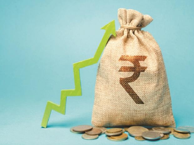 KTRBRS's tweet card. Based on constant prices, Haryana topped the list with a per capita income of Rs 1,81,961 in 2022-23
