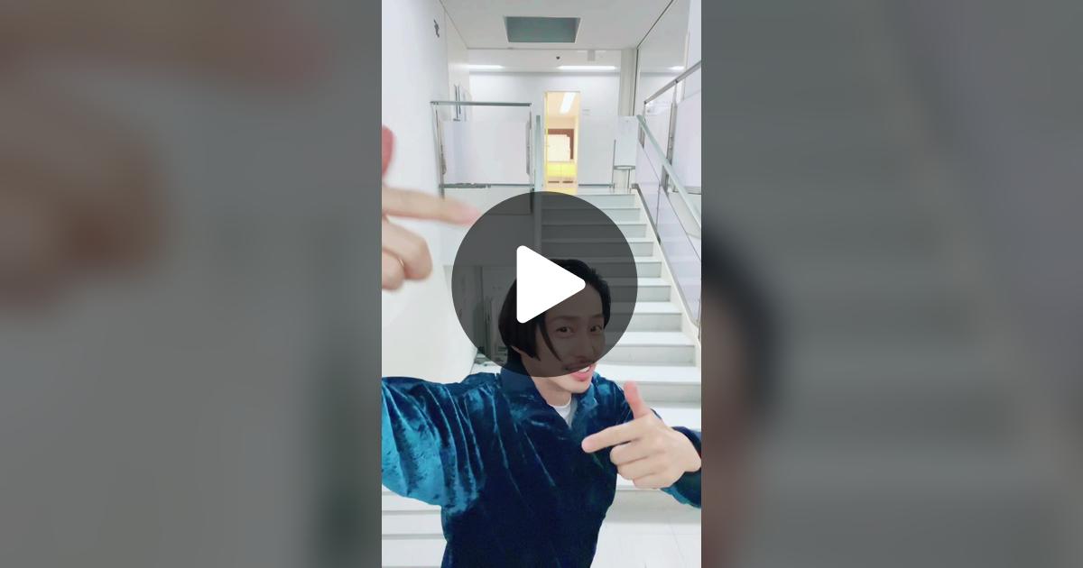 sweet_loveko's tweet card. 「いいね」が44.9K件、コメントが1113件。「#スッパスター⭐️✨✨✨ #スパスタチャレンジ 🕺💫 プリクラみたいになっちゃった🤣 KEN MIYAKE ☺︎ Digital Single「スーパースター」」