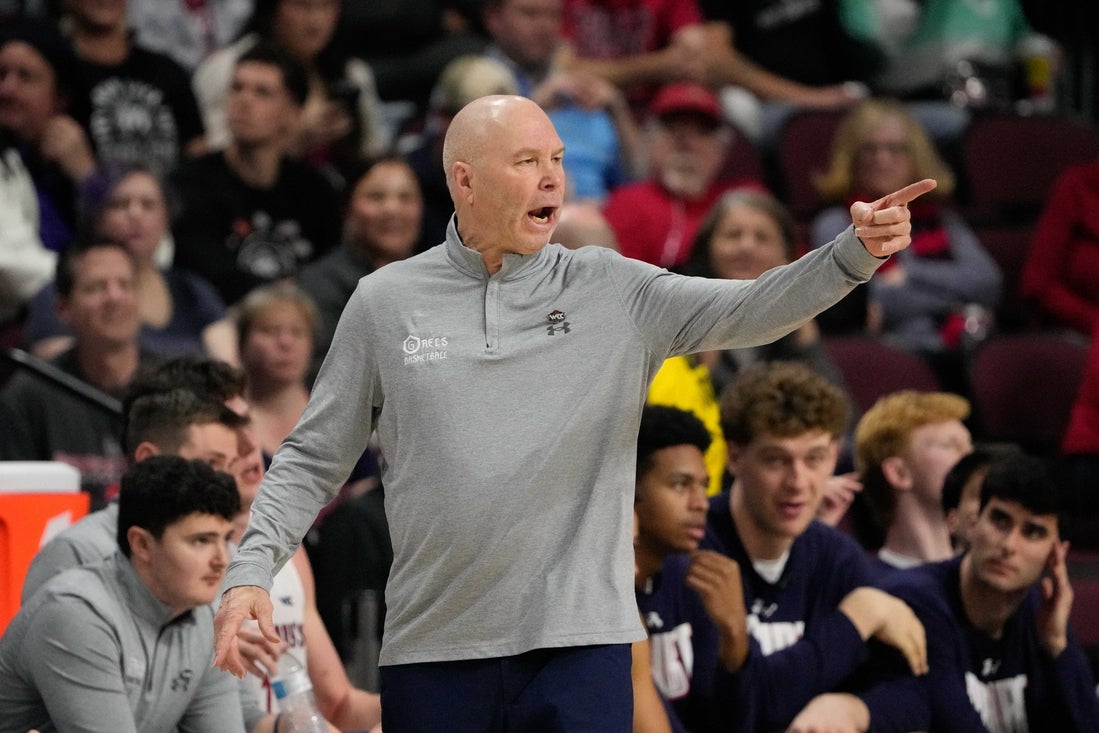 FieldLevelMedia's tweet card. Paulius Murauskas scored 15 of his team-high 19 points in the second half as Saint Mary’s beat Virginia Tech 77-66 on Thursday in a battle of unbeatens to advance to...