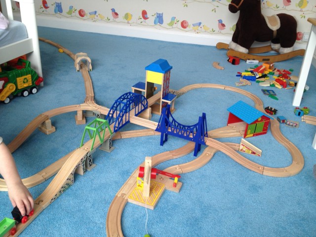 DiaryTechWoman's tweet card. As the new year begins, and I’m settling back into the world of work after my year of maternity leave, I’ve been thinking back over the past year, and the things this technical mummy has done to ke…