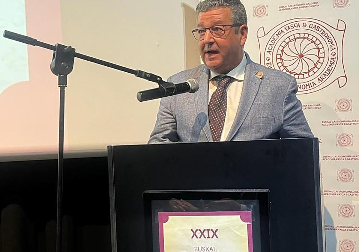 vinoderioja's tweet card. La sociedad reconoce la trayectoria del enólogo como hace unos meses lo hizo la Gran Orden de Caballeros del Vino de Reino Unido