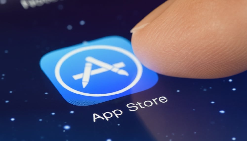 designtaxi's tweet card. Apple has quietly launched a full-featured web version of its App Store, offering a sleek new way to browse apps across platforms like iPhone, iPad, Mac, Watch, TV, and Vision Pro. The design feels...