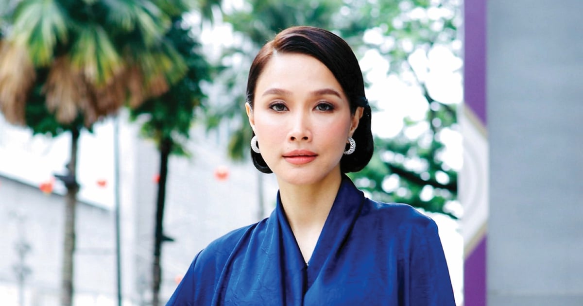 hmetromy's tweet card. BERGELAR selebriti dan orang lama dalam industri, pelakon dan pengacara Scha Al-Yahya akan sentiasa memanfaatkan status itu sebaiknya.