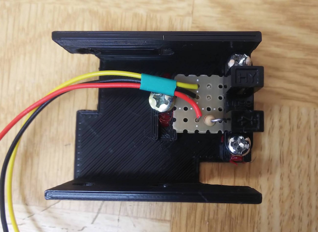 o_n_pon's tweet card. 今作っている作品の扉開閉検知のためマグネットスイッチを使おうとしていましたら、ウッカリ「パキっ」と折ってしまいました。。。orz＿＿＿＿最後の一個だったのですごいショック…凹 今はガラスケースではなくプラケース入のものが出ているんですね！ 僕みたいなウッカリさんには超オススメですね↓ Kiligen 10個りプラスチッ…