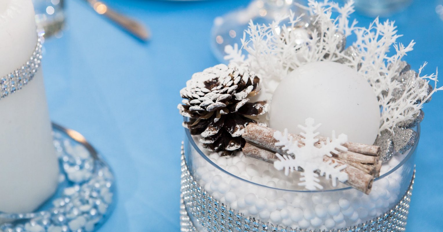 chris_m_hurt's tweet card. When we talk about our goals to others, our brain is tricked into thinking that the goal was achieved. As a result, it stops investing energy in or inhibit actions toward our goal.