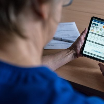 Tweet card summary image