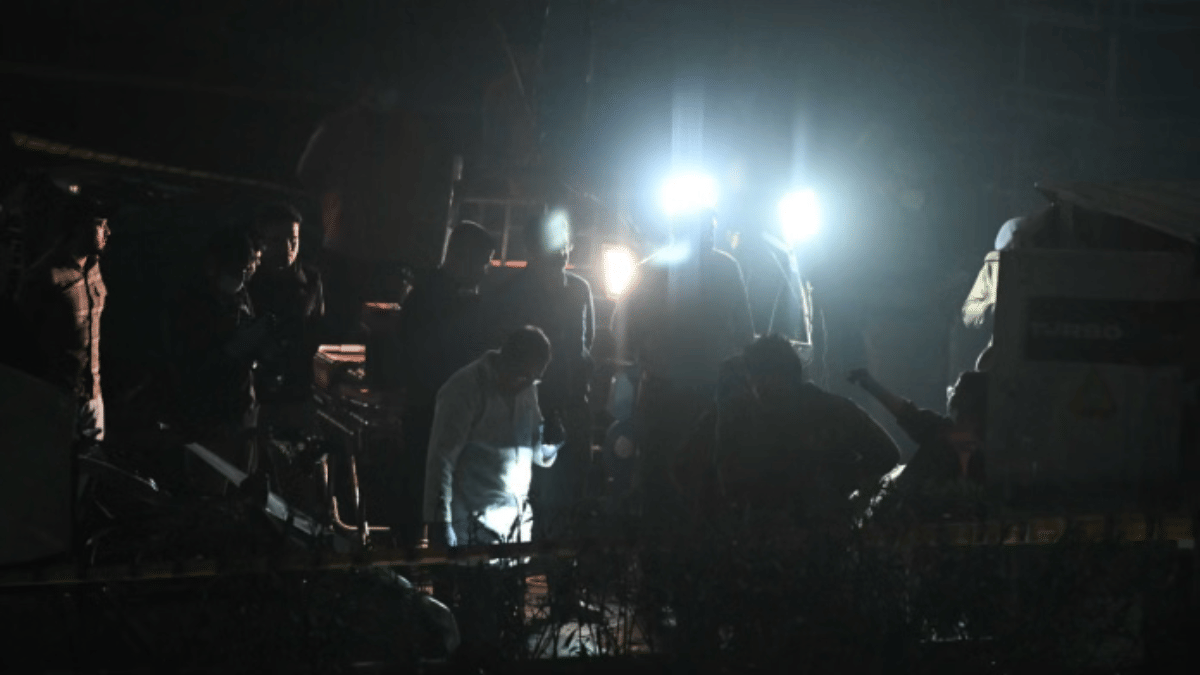 ThePrintHindi's tweet card. 2019 के बाद कश्मीर में असली लोकतांत्रिक संस्कृति बनाने में कोई प्रगति न होने से जिहादी सोच को बढ़ावा मिल रहा है.