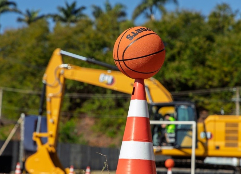 revistamt1's tweet card. Competição internacional reúne 15 profissionais de todo o Brasil; campeão disputará a etapa latino-americana em outubro e poderá chegar à final mundial em Las Vegas, em 2026