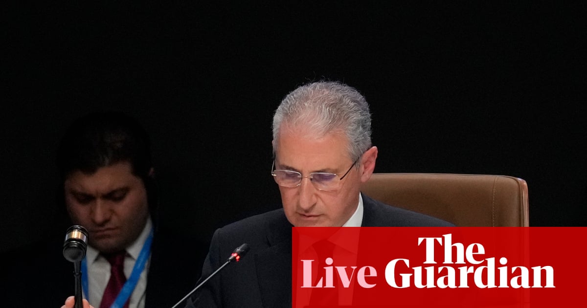 IsabellaLovin's tweet card. The deal was met with long applause, cheering, whistling and embraces but few are happy with it