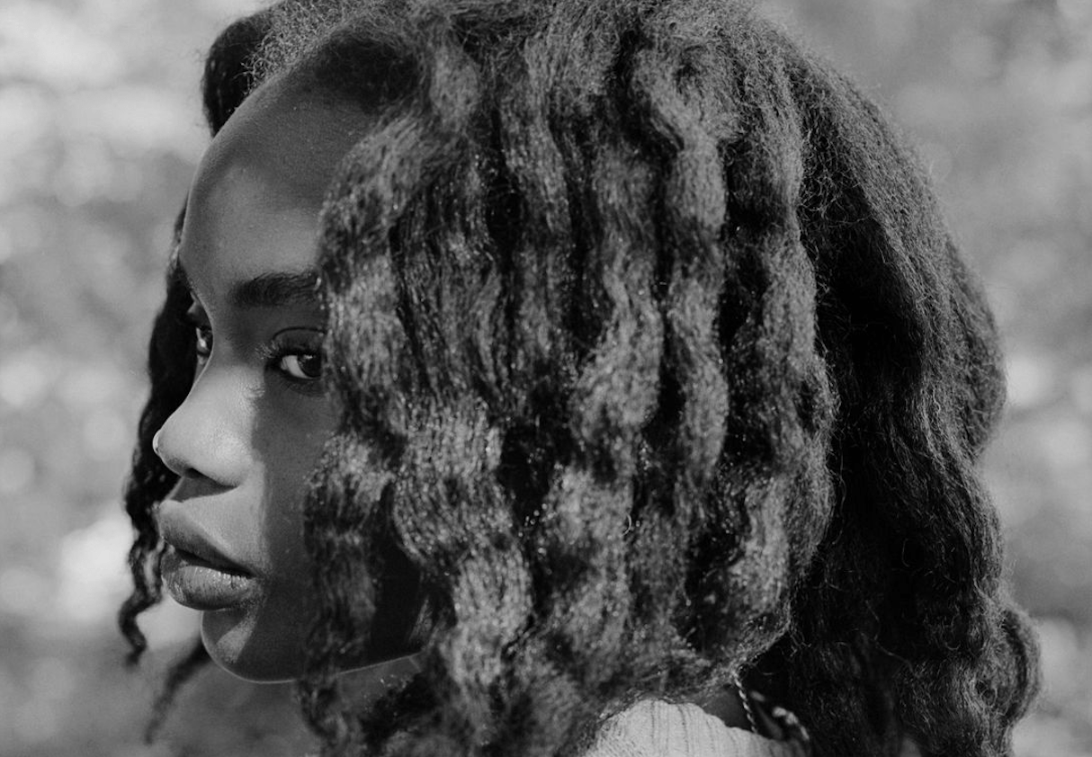 ArtTable's tweet card.   Latest News in Black Art features regular news updates and developments in the world of art and related culture   DONAVON SMALLWOOD, Untitled, 2020, from the series Languor. | © Devon Smallwood,...