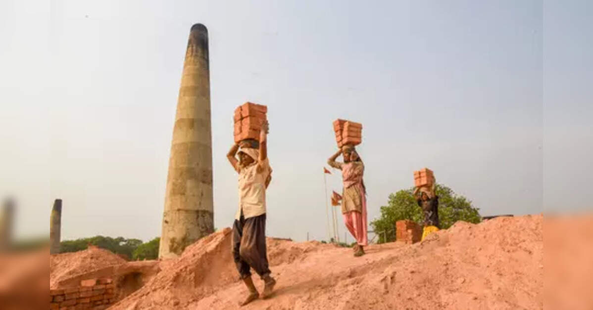 snathias's tweet card. Kerala Labour Codes: He announced the decision on Thursday after holding discussions with central trade union leaders, marking a strong stance on federal labour policy and workers' rights. Represen...