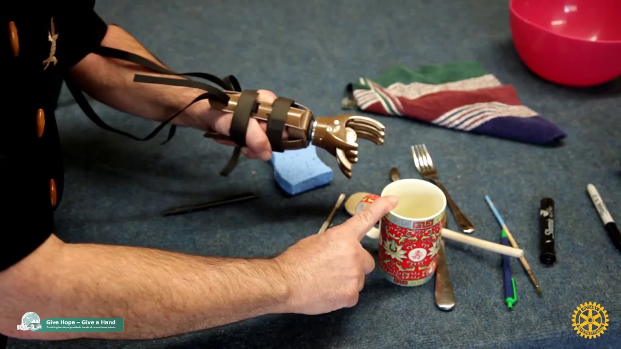 LN4HandProject's tweet card. PROTESIS DE MANO - LN4 USOS