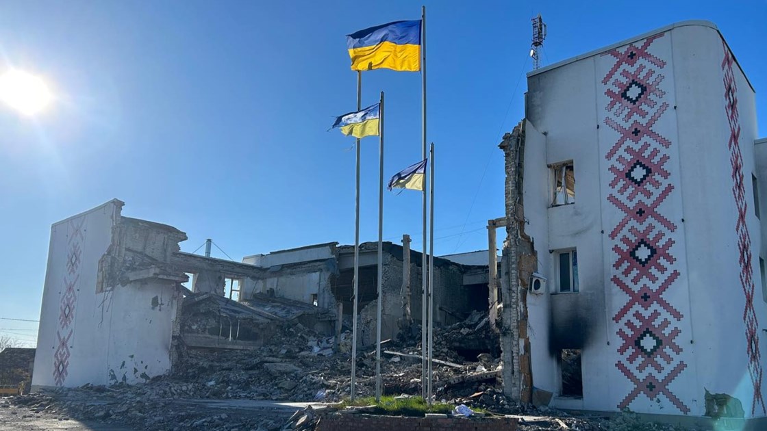 KHARPProject's tweet card. Help Vicky Arnold raise money to support a great cause